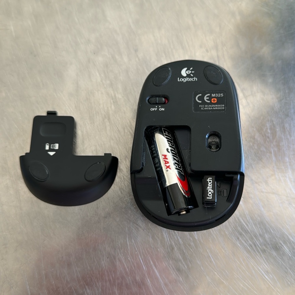 Logitech mouse - Picture 2 of 2